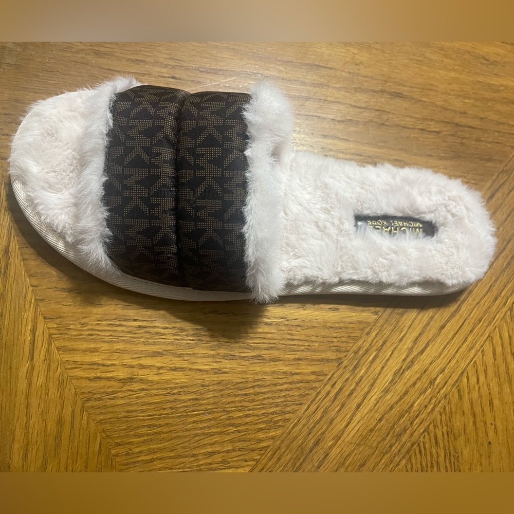 Michael Kors slipper sandals